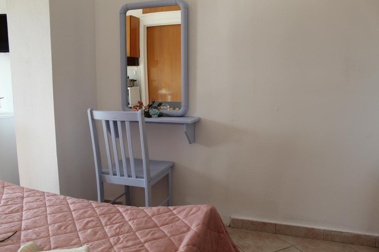 Vakis Apartments 2 Romanon Εξωτερικό φωτογραφία